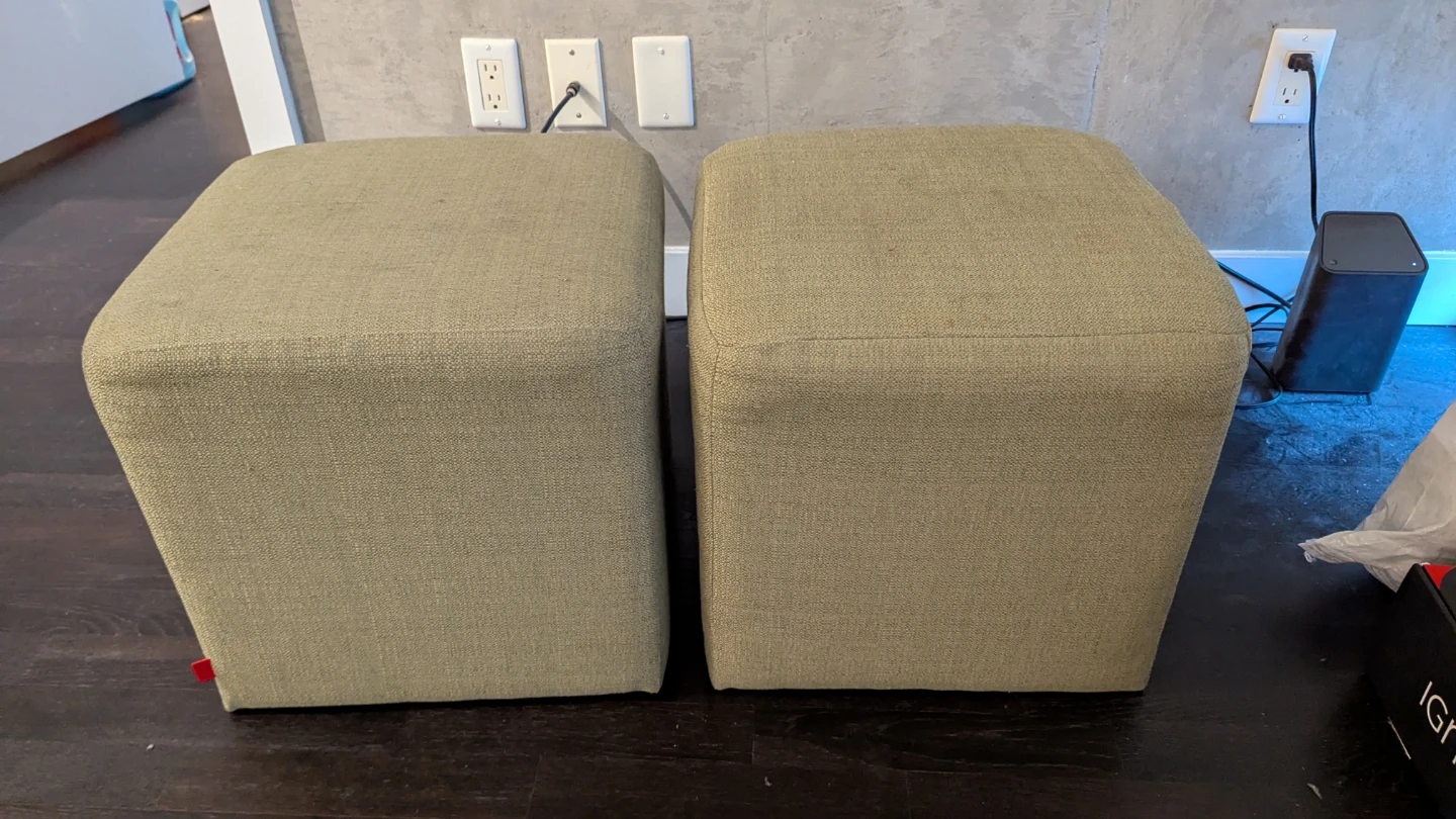 Used EQ3 ottomans - photo 2