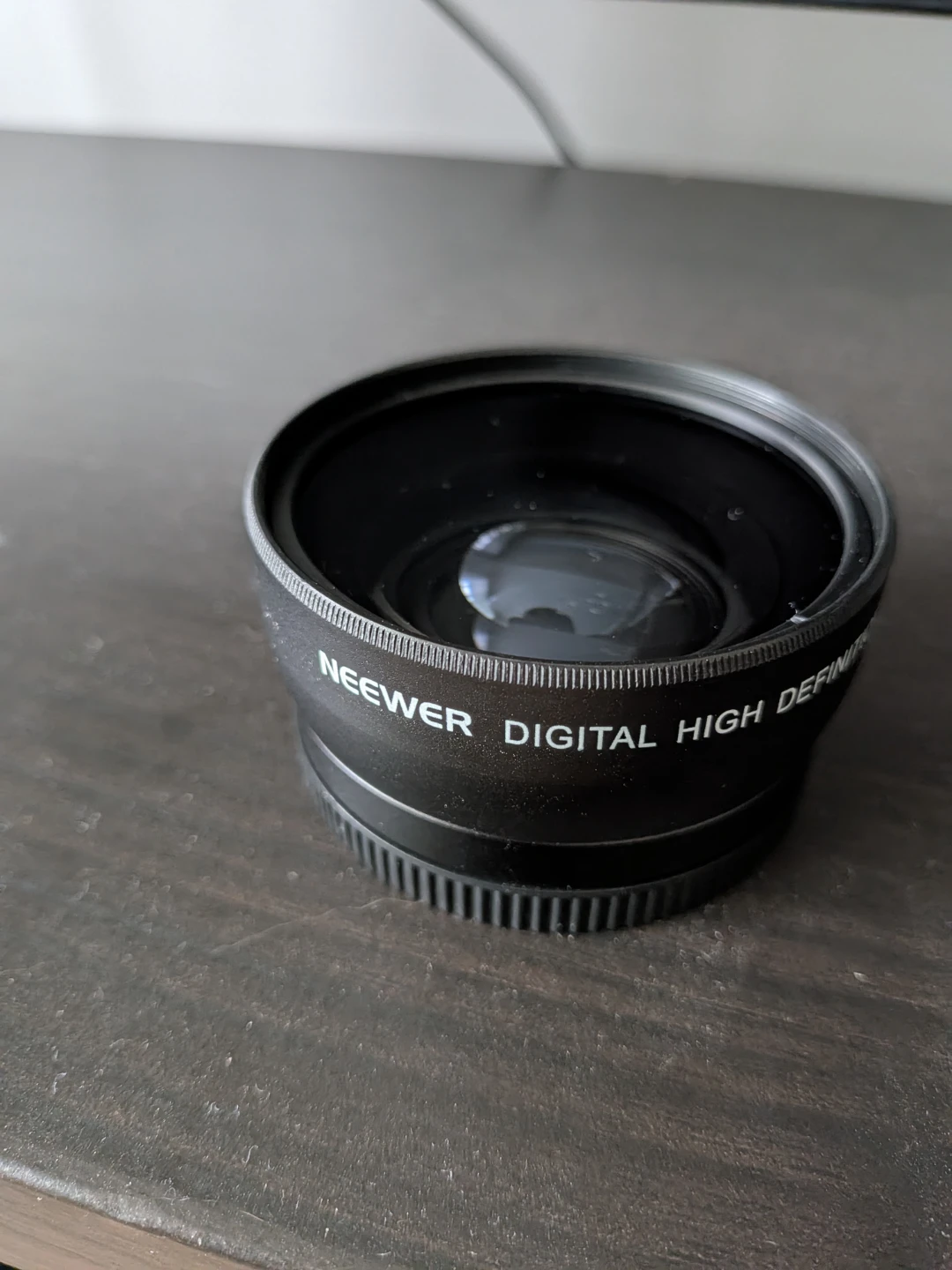 Neewer 0.45X Super Wide Angle Lens with Macro - photo 2