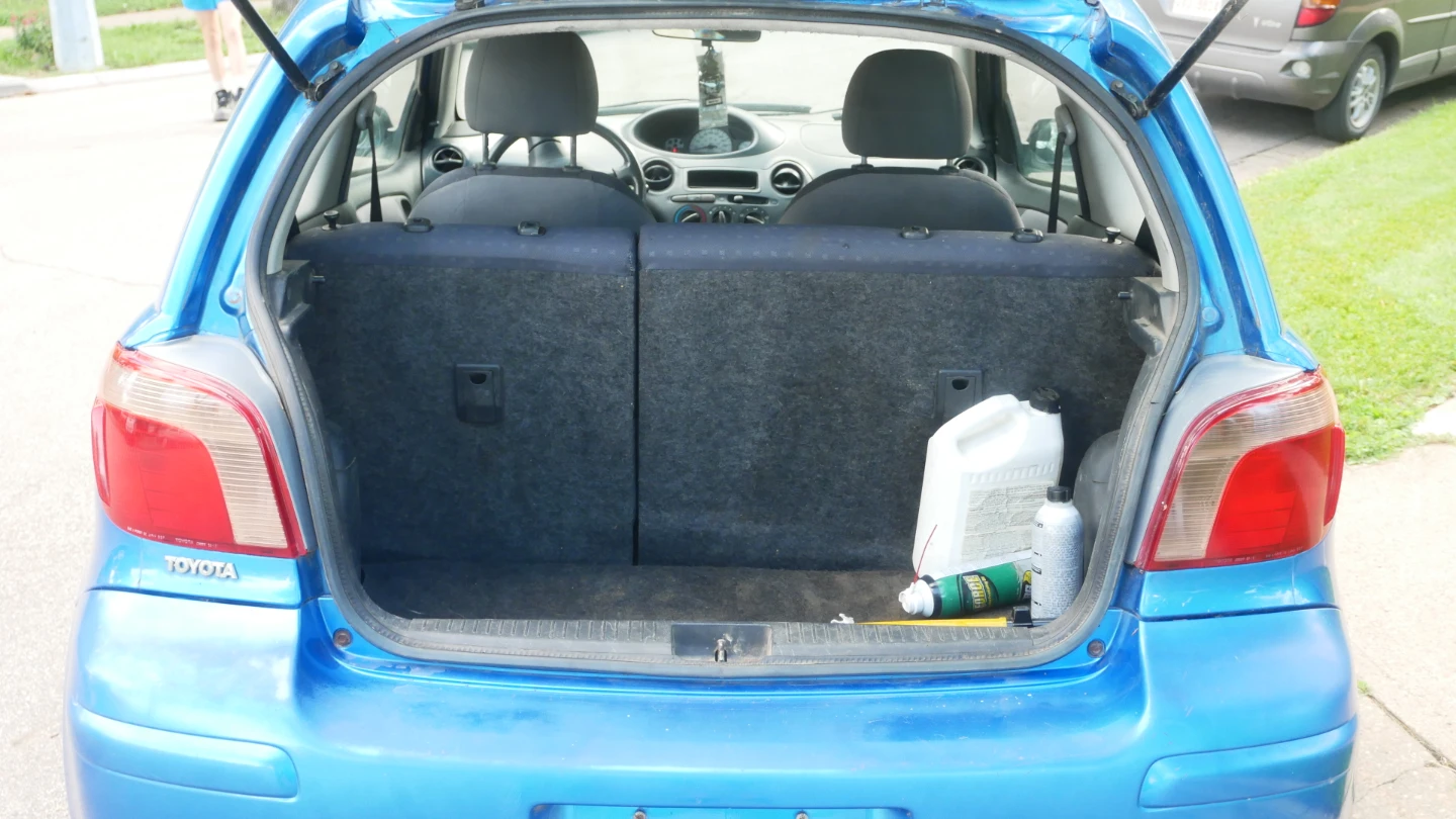 2004 Toyota Echo hatchback manual - photo 3