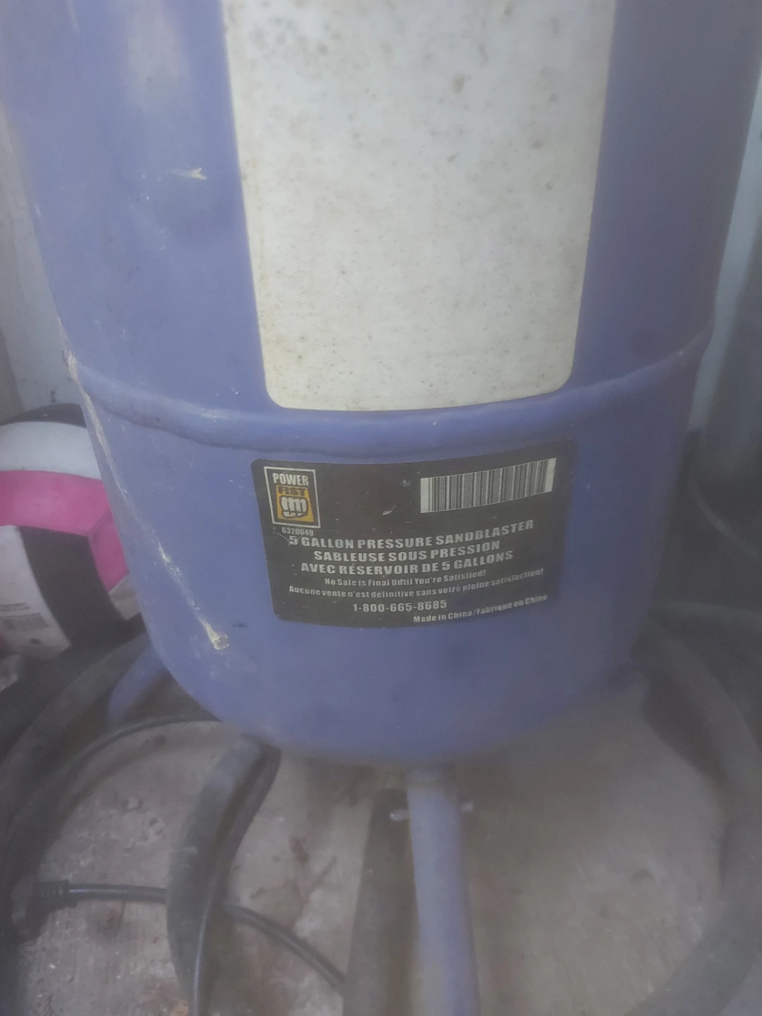 Power Fist 5 Gallon Pressure Sandblaster - photo 2