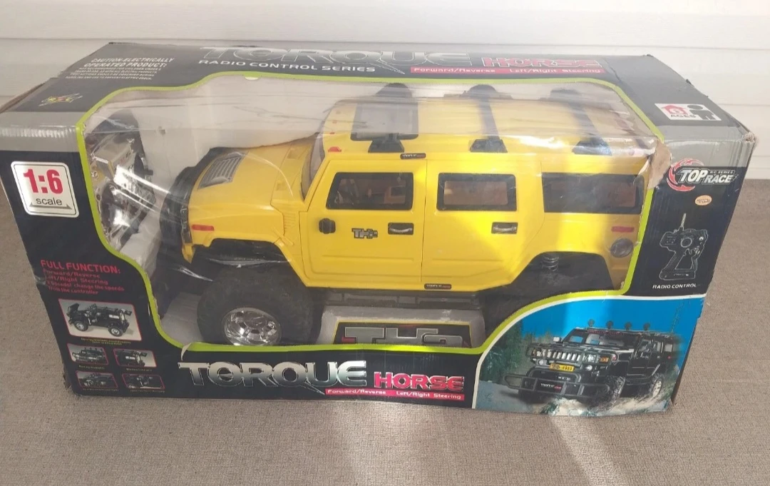 Hummer Torque Horse RC Car 1/6 Scale Yellow New Damaged Box