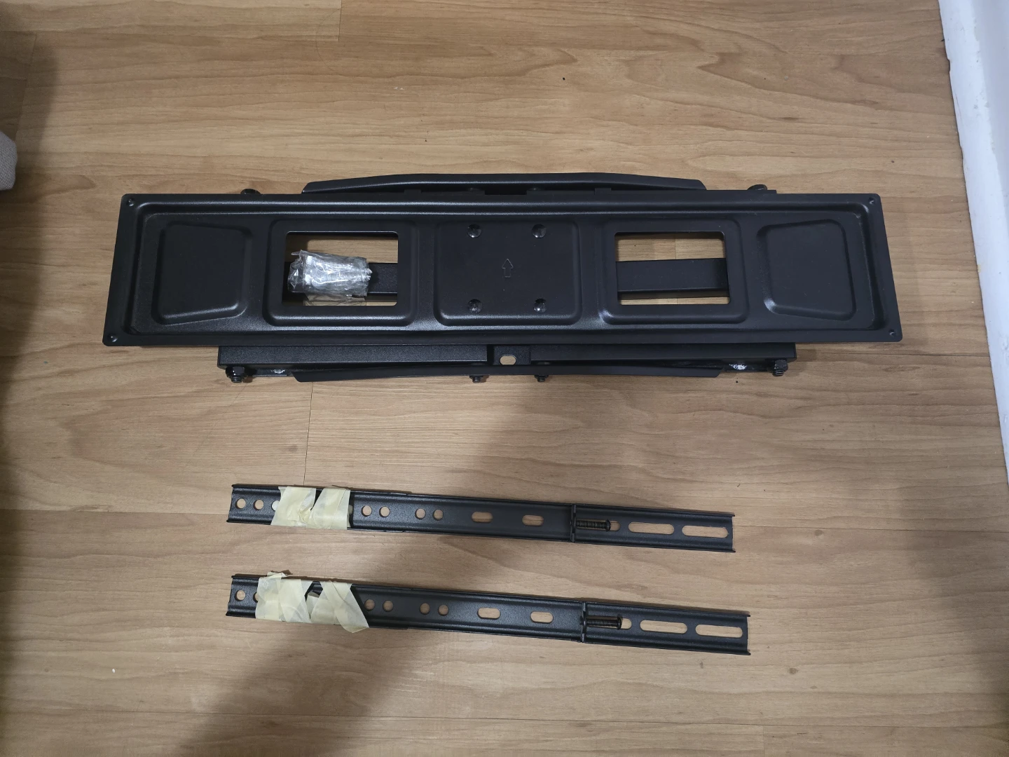 Heavy Duty Dual Arm TV Wall Mount, 30-65"
