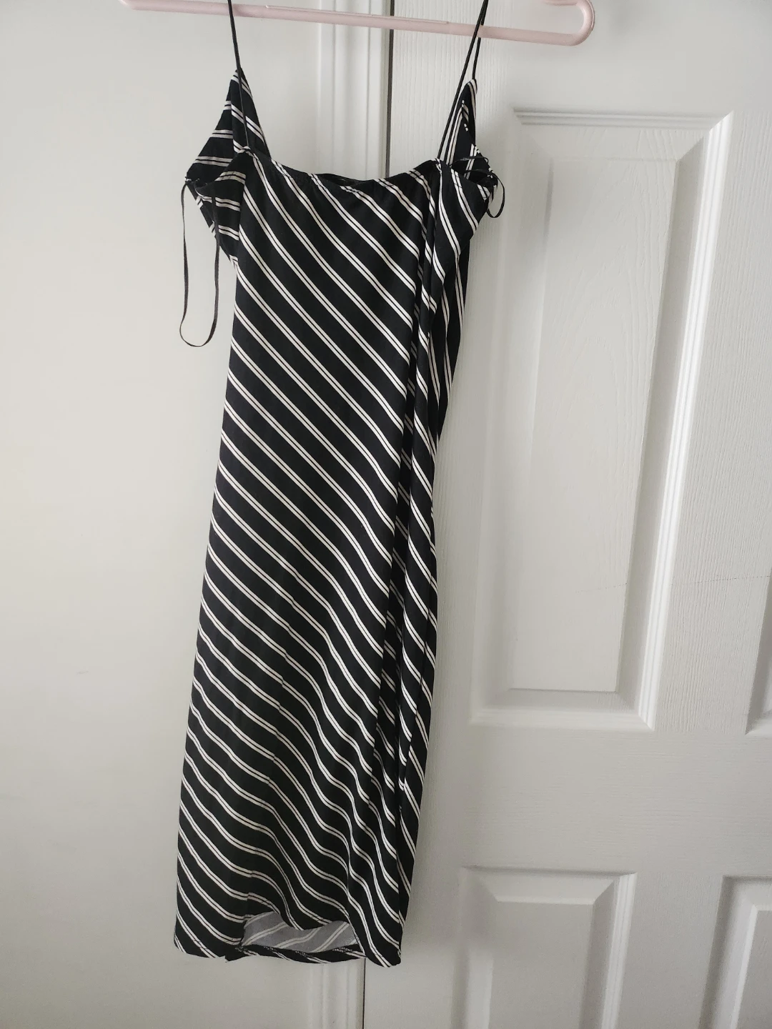 Black and White Striped Midi Dress - photo 3