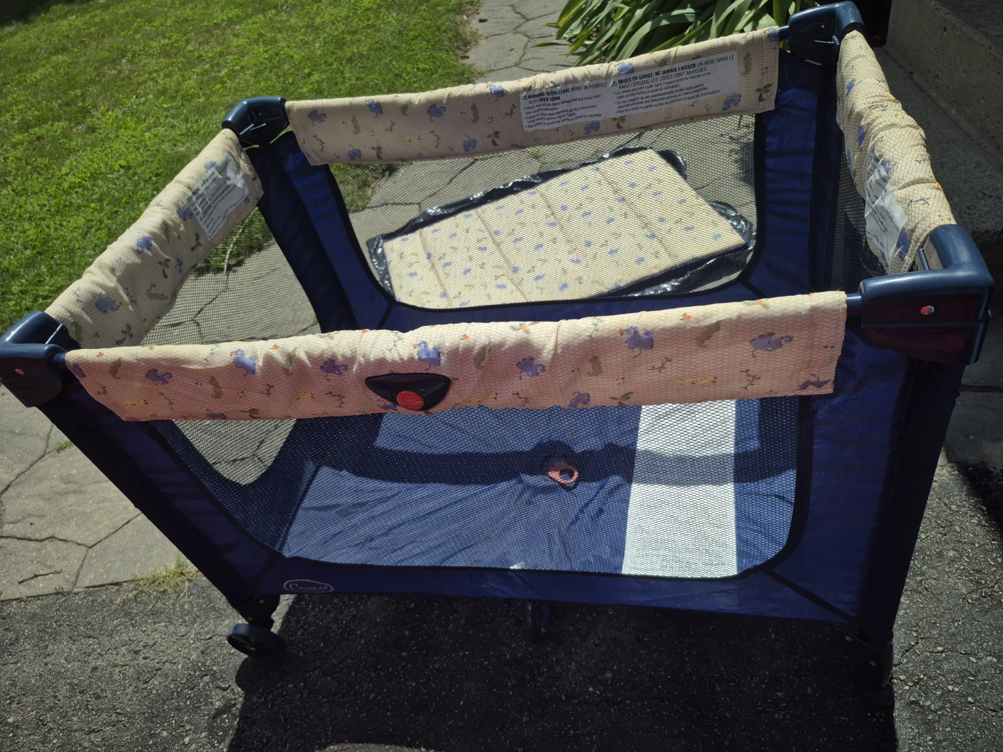 Graco Playard - photo 2