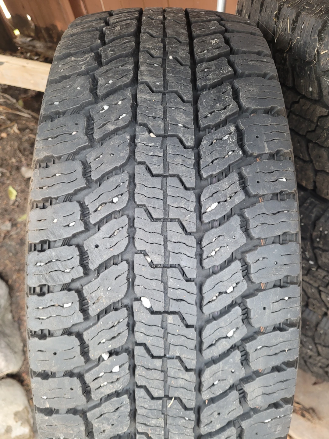 LT275/65 R18 Tires - photo 3