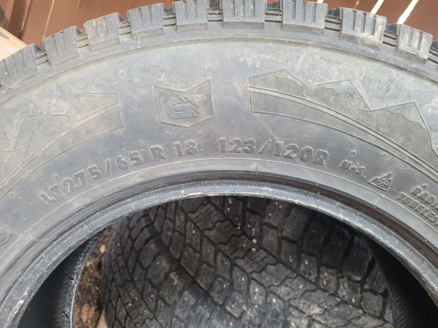 LT275/65 R18 Tires - photo 4