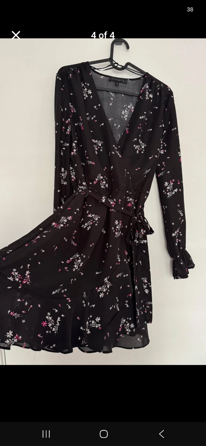 Pretty  Black Floral Wrap Dress