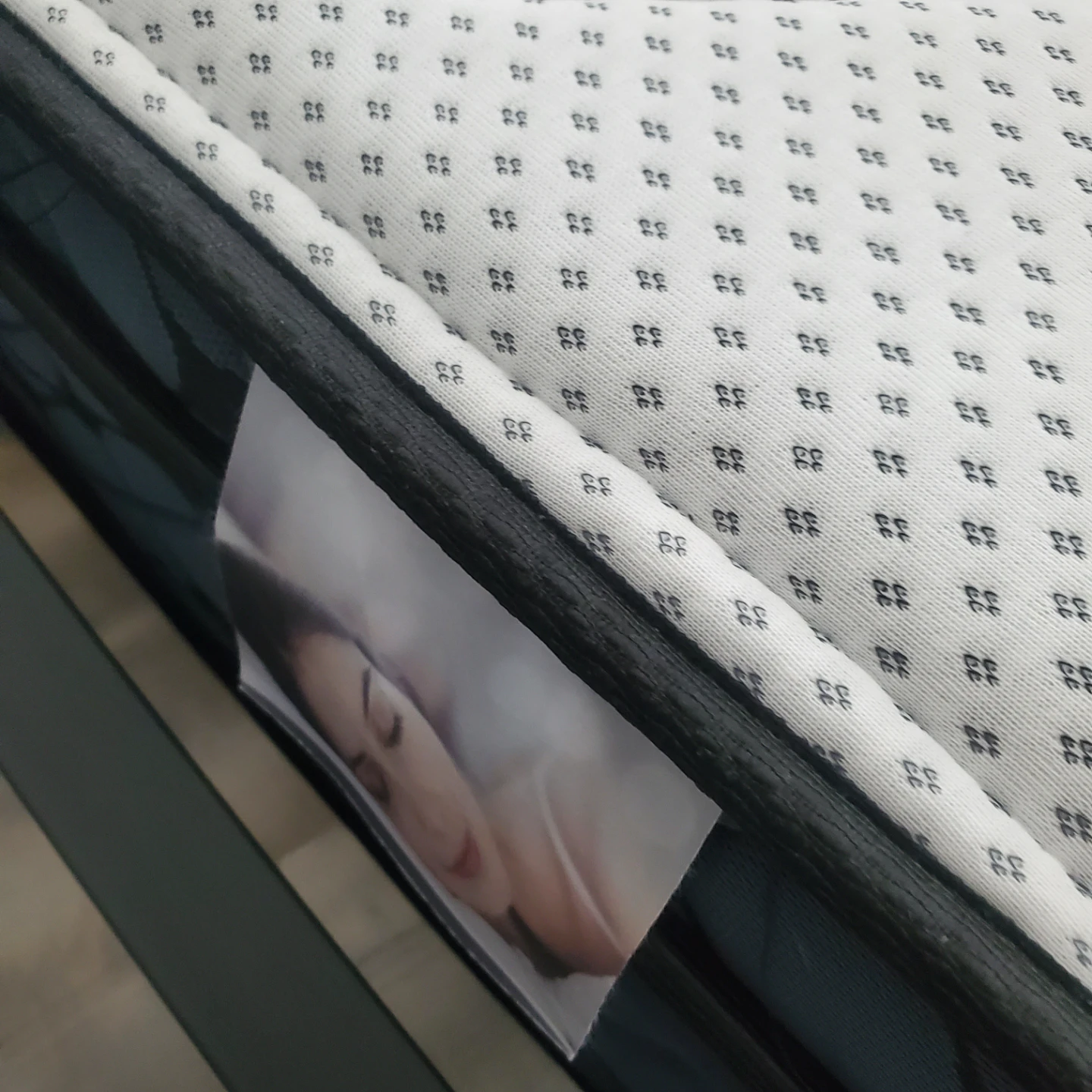 Brand new Double size Mattress  &bed frame uv - photo 2