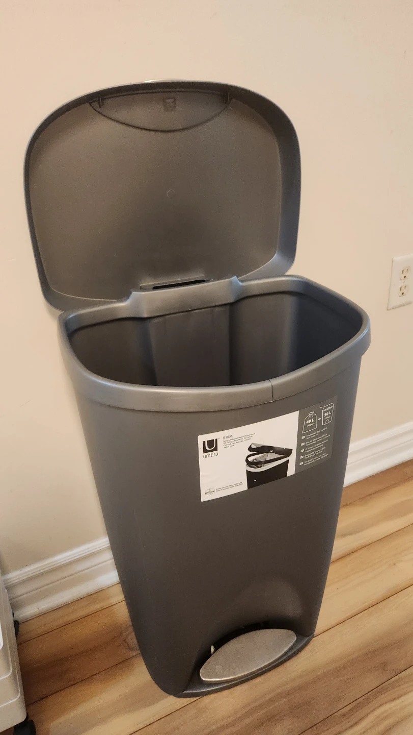 Umbra Brim 50L Step Can - photo 2