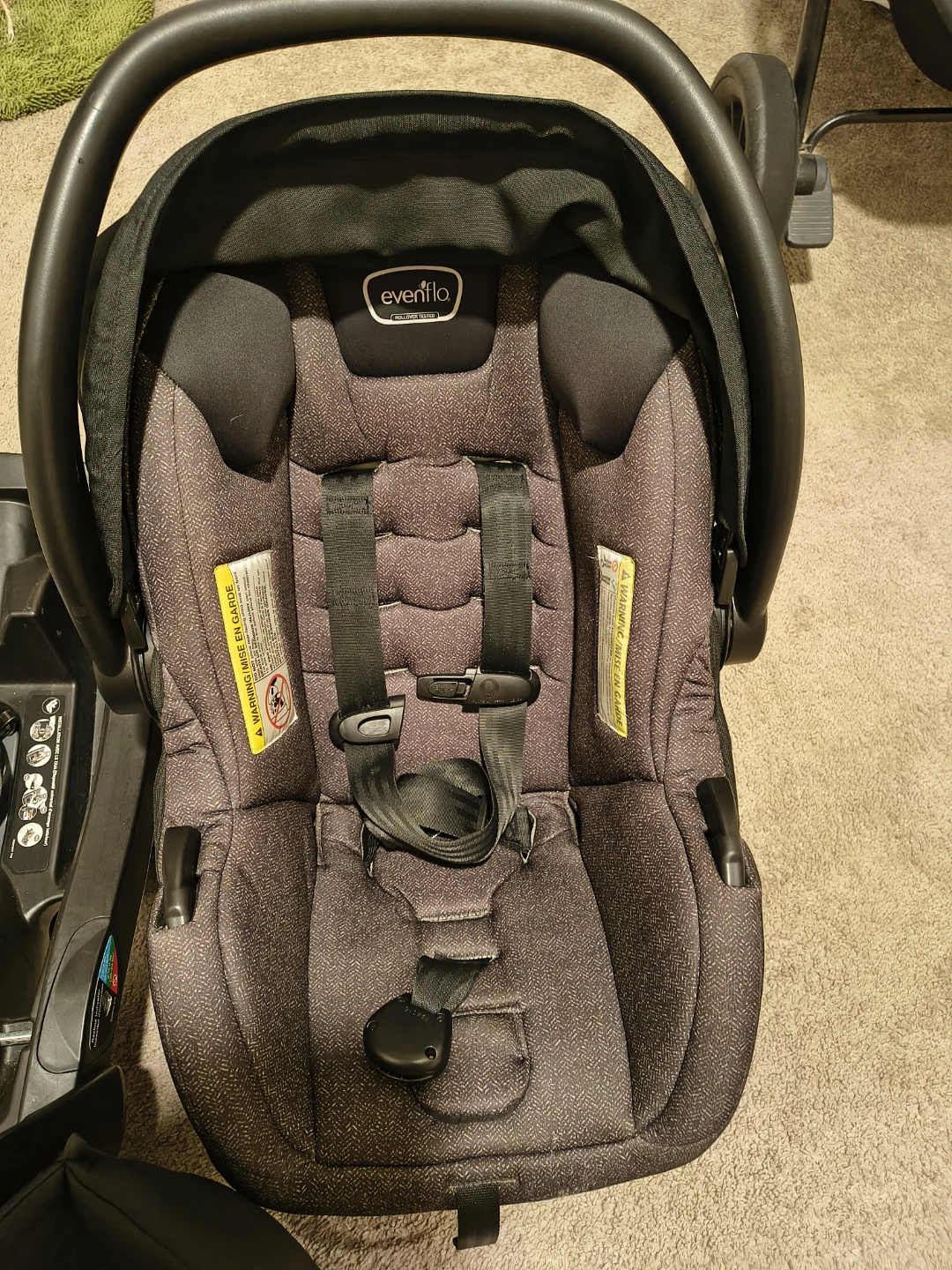 Evenflo Car Seat Base and Infant Seat - photo 3