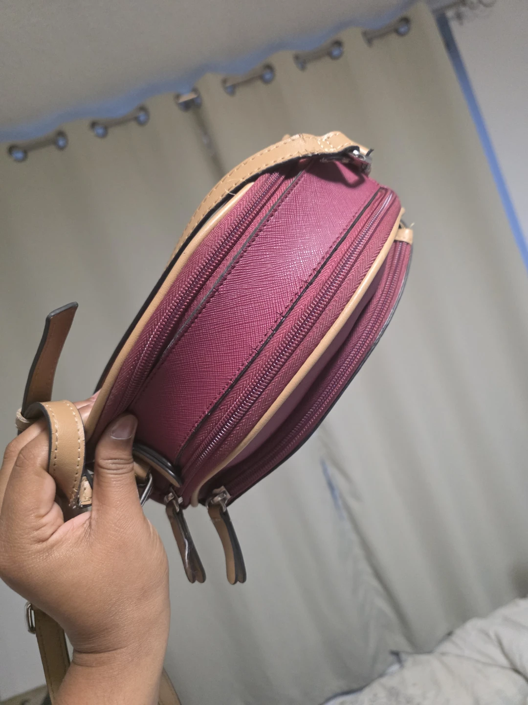 GB Crossbody Purse - photo 3