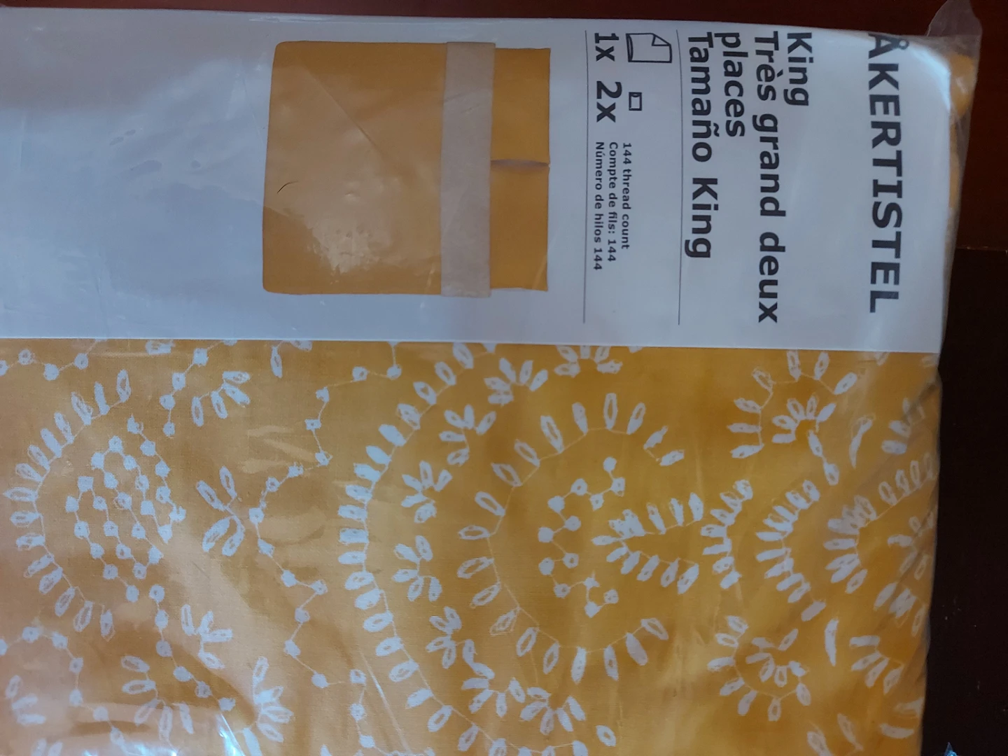 Simons Maison Samantha Pynn Exclusive Tablecloth 54"x72"