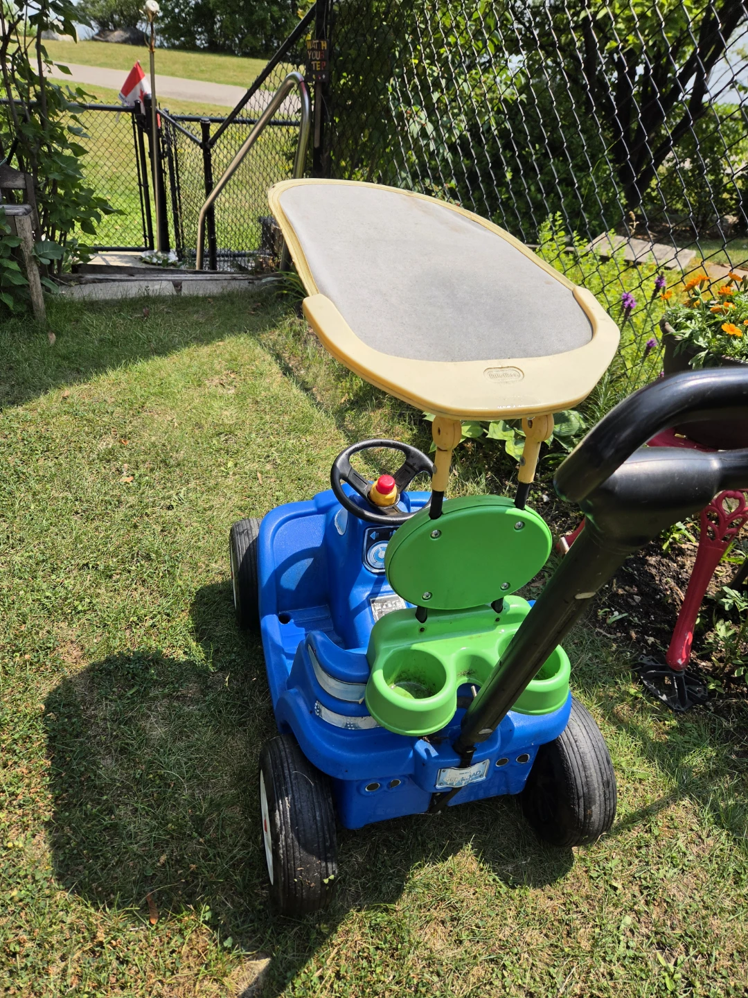 Little Tikes Cozy Coupe with Sun Canopy - photo 2