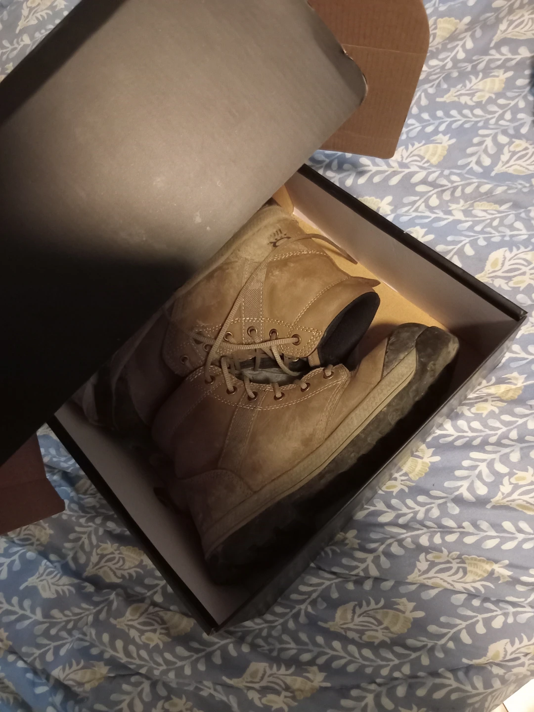 Dakota Women's Work Boots - Size 8.5 Taupe