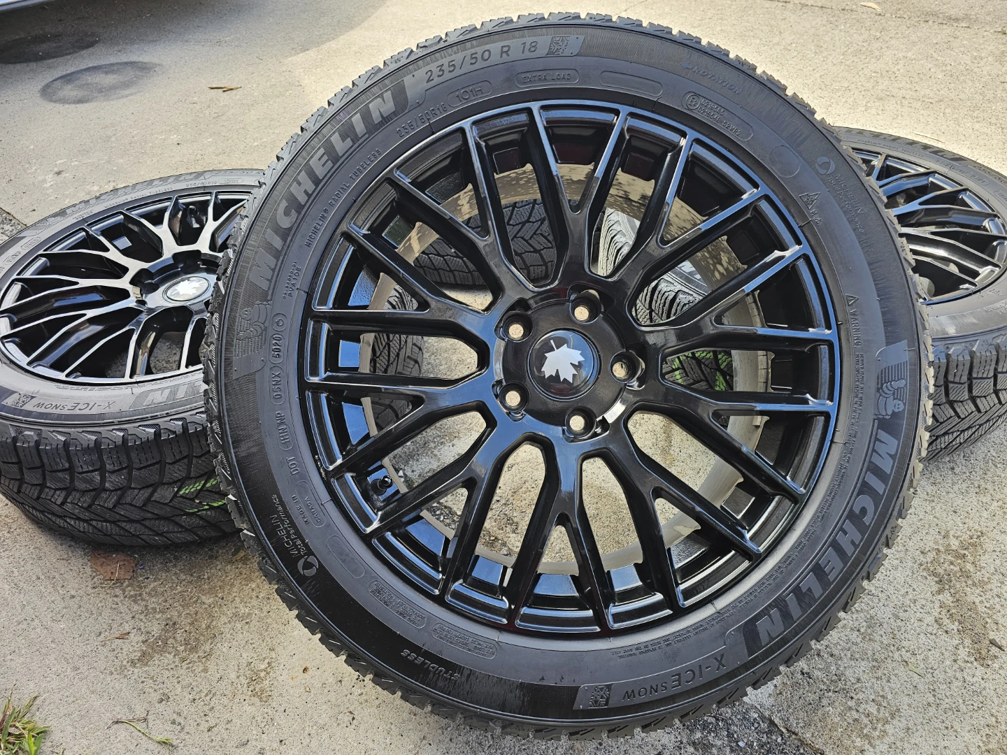 235/50 R18 WINTER TIRES ON ALLOY RIMS 5×120 - photo 4