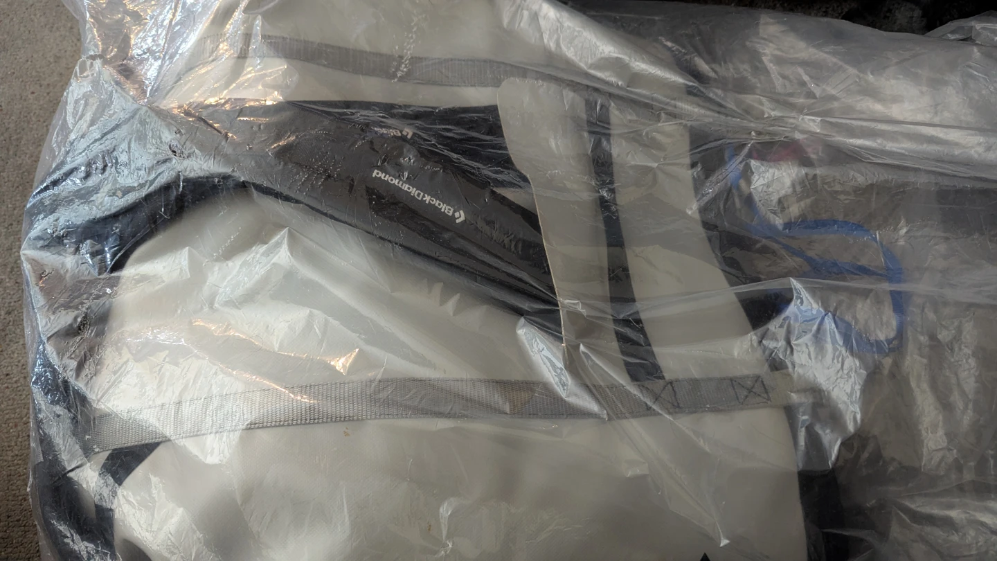 Black Diamond Touchstone haul bag - Brand New with tags - photo 2