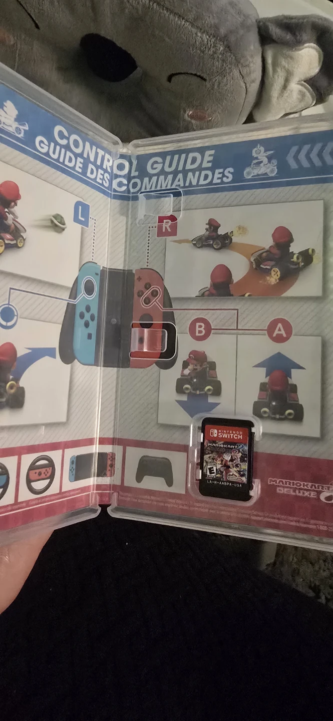 Mario Kart 8 Deluxe - Nintendo Switch - photo 2
