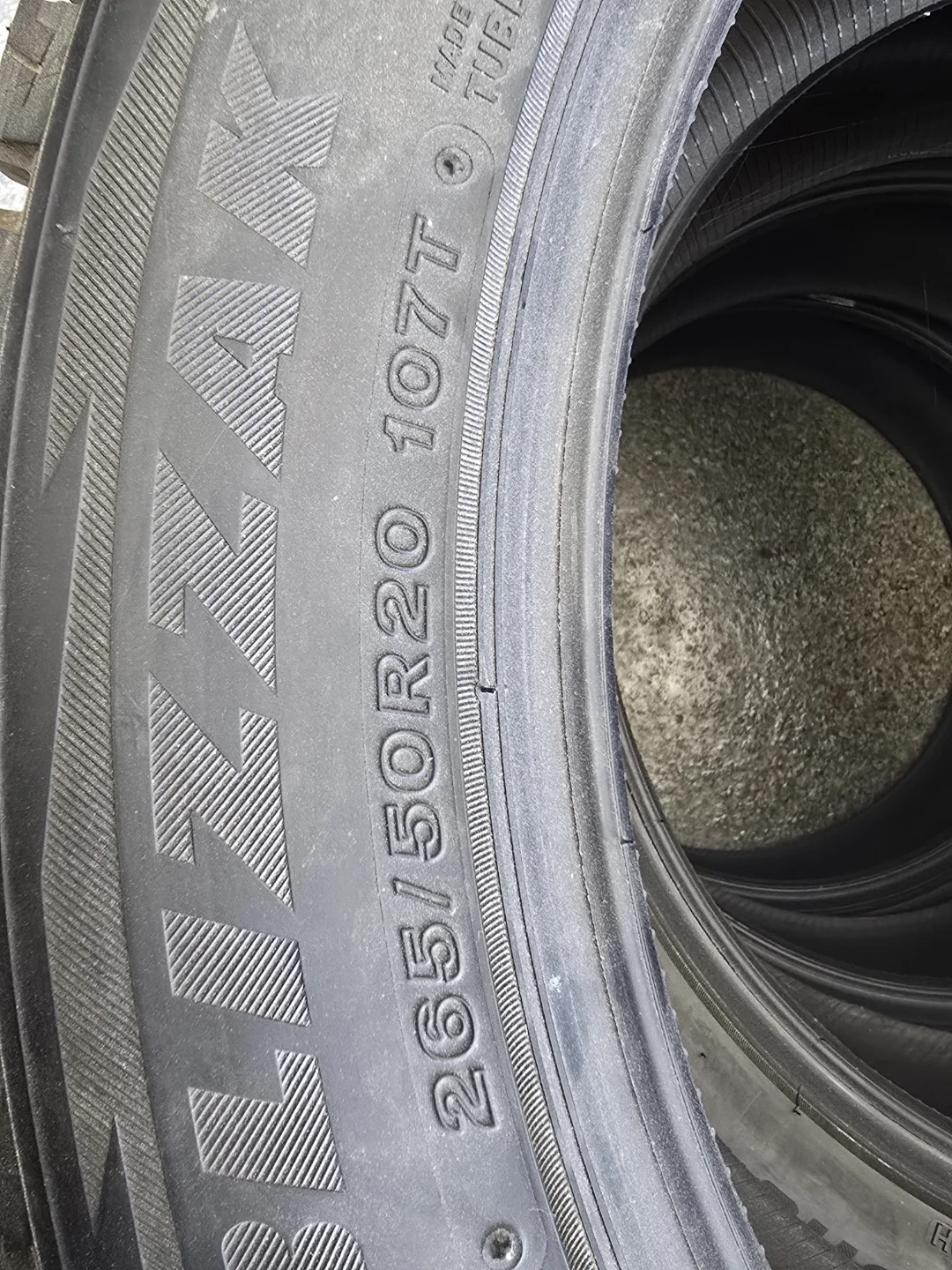 Bridgestone Blizzak Winter Tires 265/50/20 - photo 3