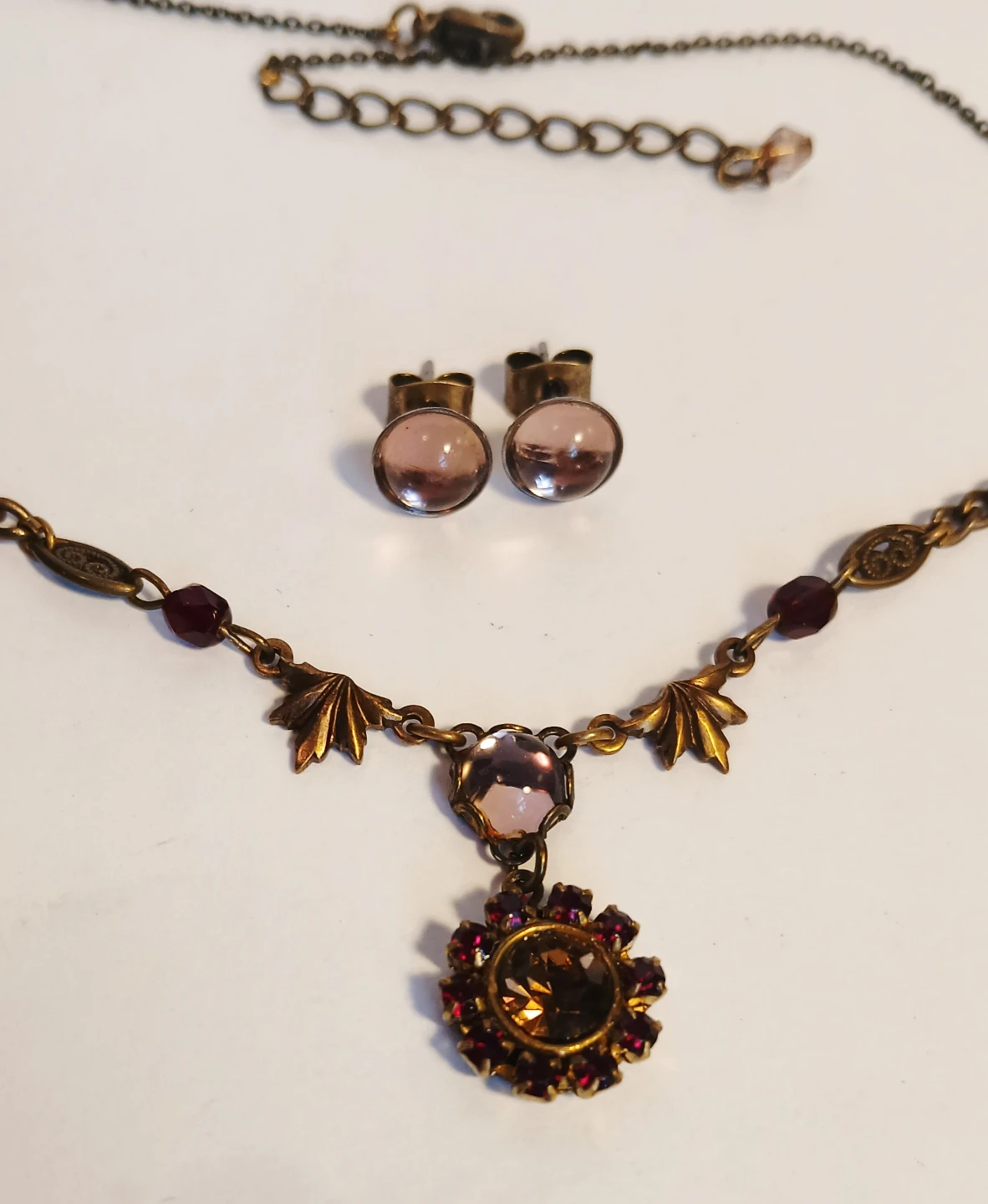 Vintage Gold Tone Necklace and Earrings Set - photo 4