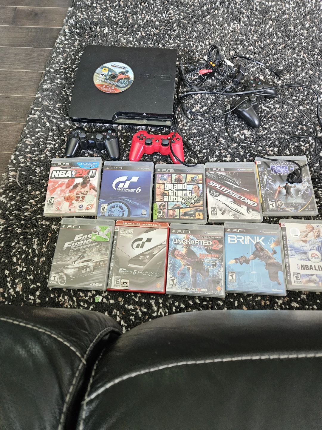 PlayStation 3 Console Bundle with 11 Games & 2 Controllers - photo 2
