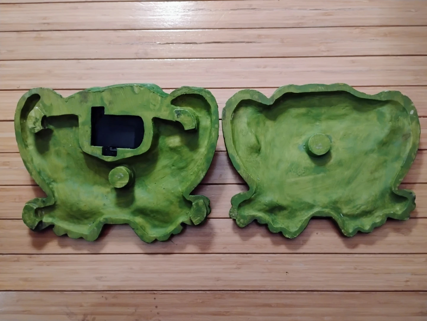 FROG-THEMED STEPPING STONES (SET OF 2) - photo 4