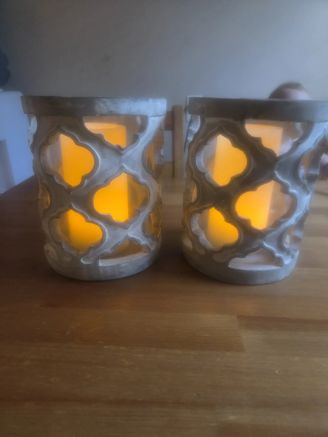 Pair of Decorative Lanterns with LED Candles - photo 2