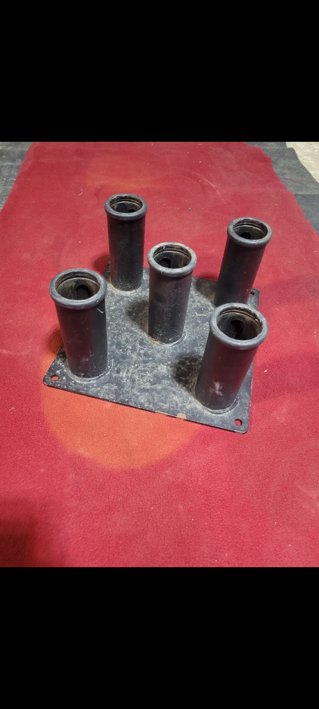 2" HOLE BAR RACK  HOLDS 5 BARS
