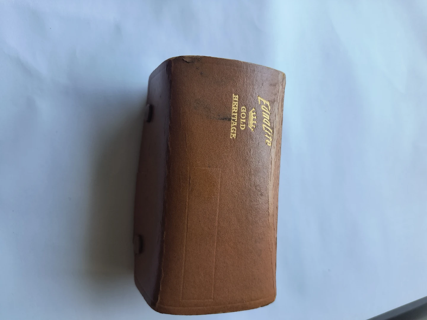 Etonlite Gold Heritage Leather Case