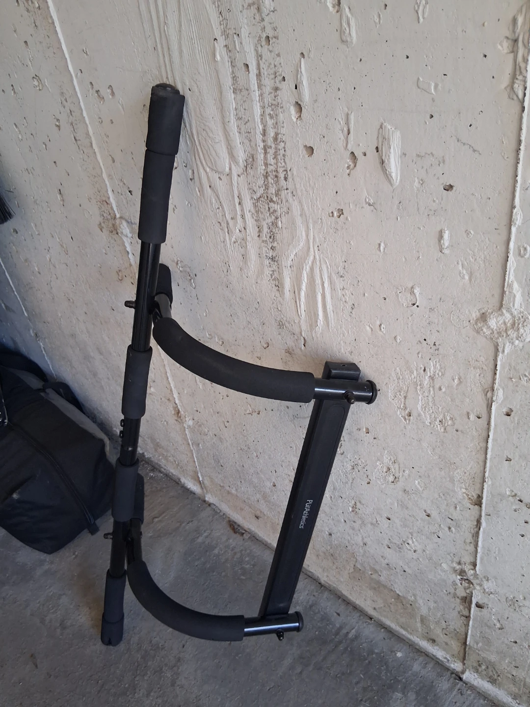 Iron Gym Pull Up Bar