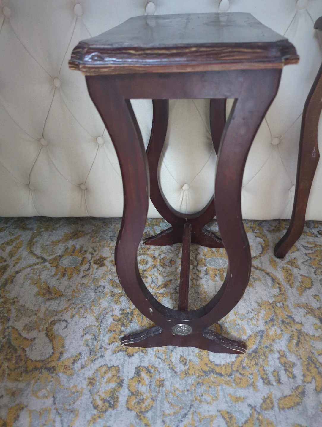 Wooden accent table - photo 2
