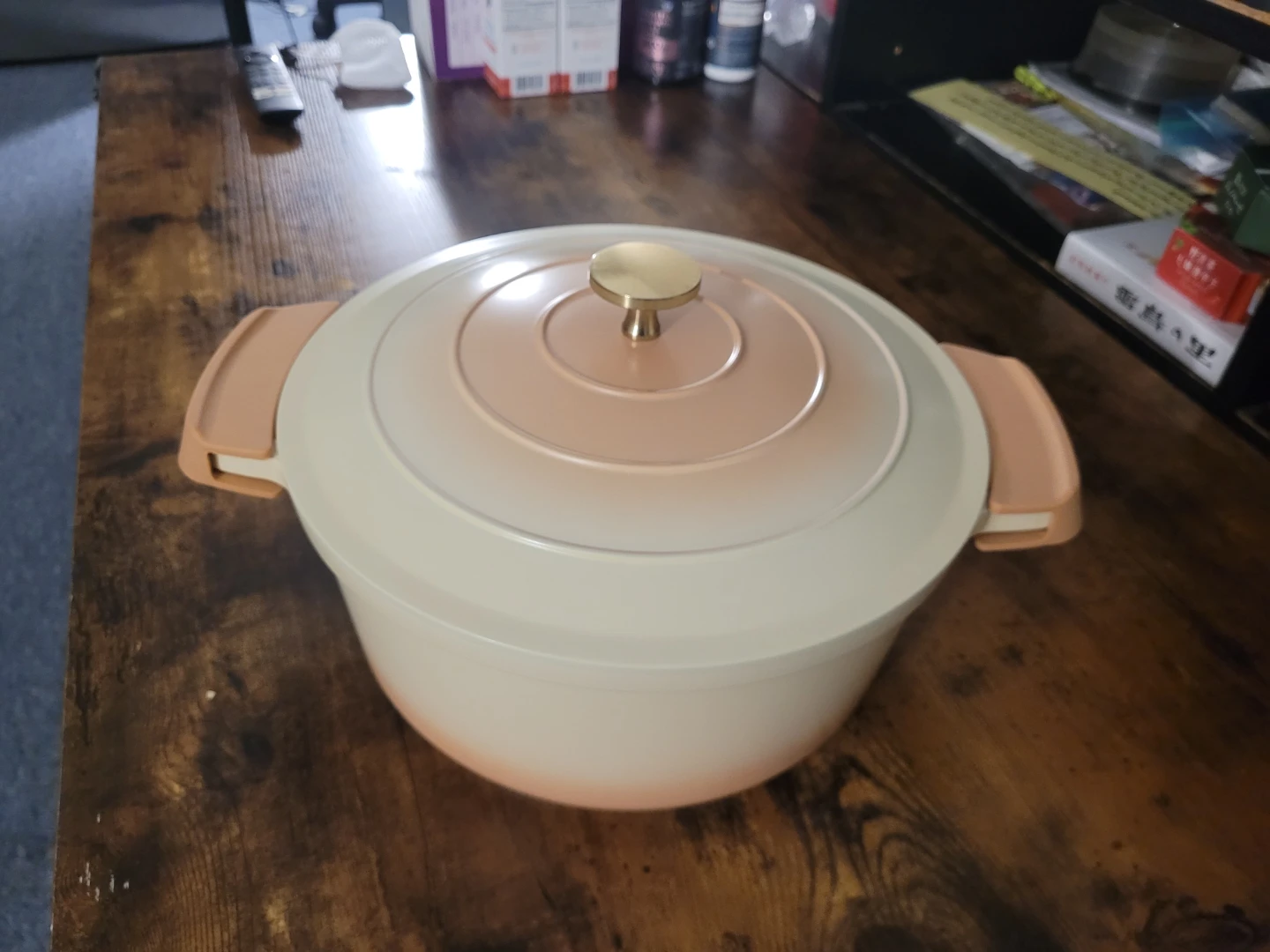 Ombre dutch oven with removable silicone handle grips