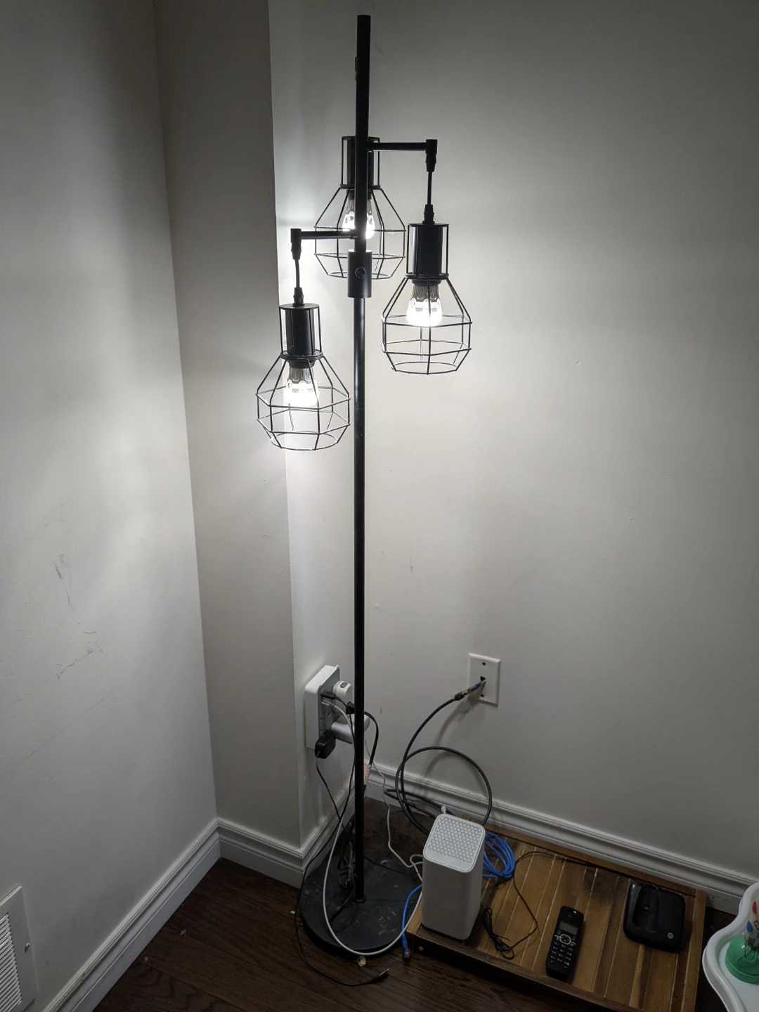 Tree lamps with bulbs - photo 2