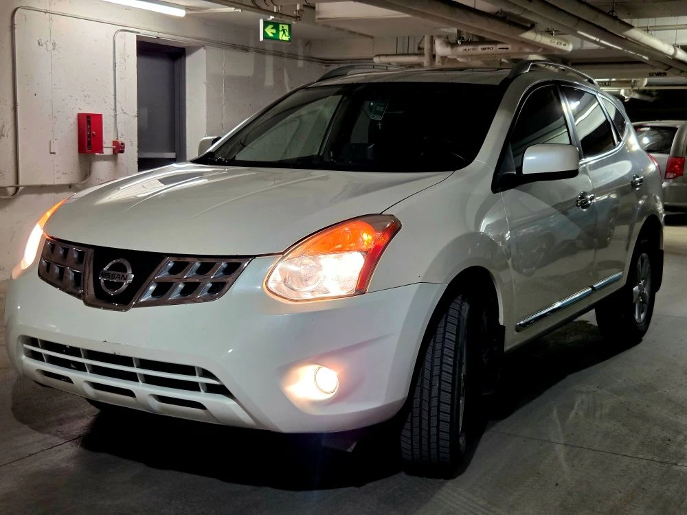 White Nissan Rogue SUV 2013 Special Edition - photo 3