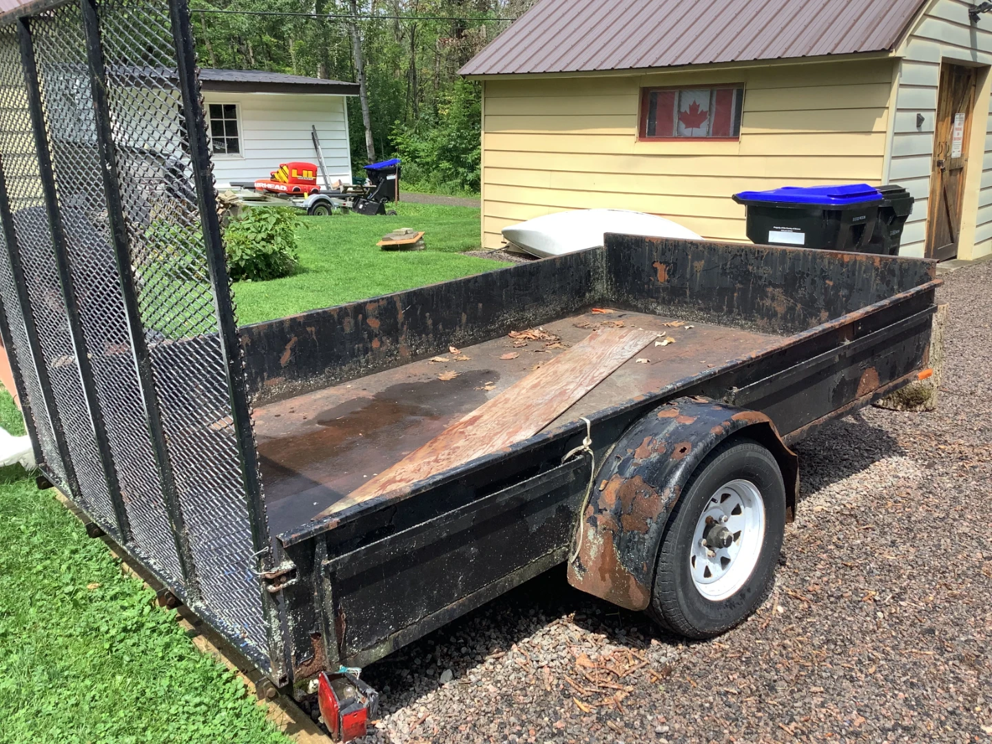 Utility Trailer with Mesh Cage - photo 5