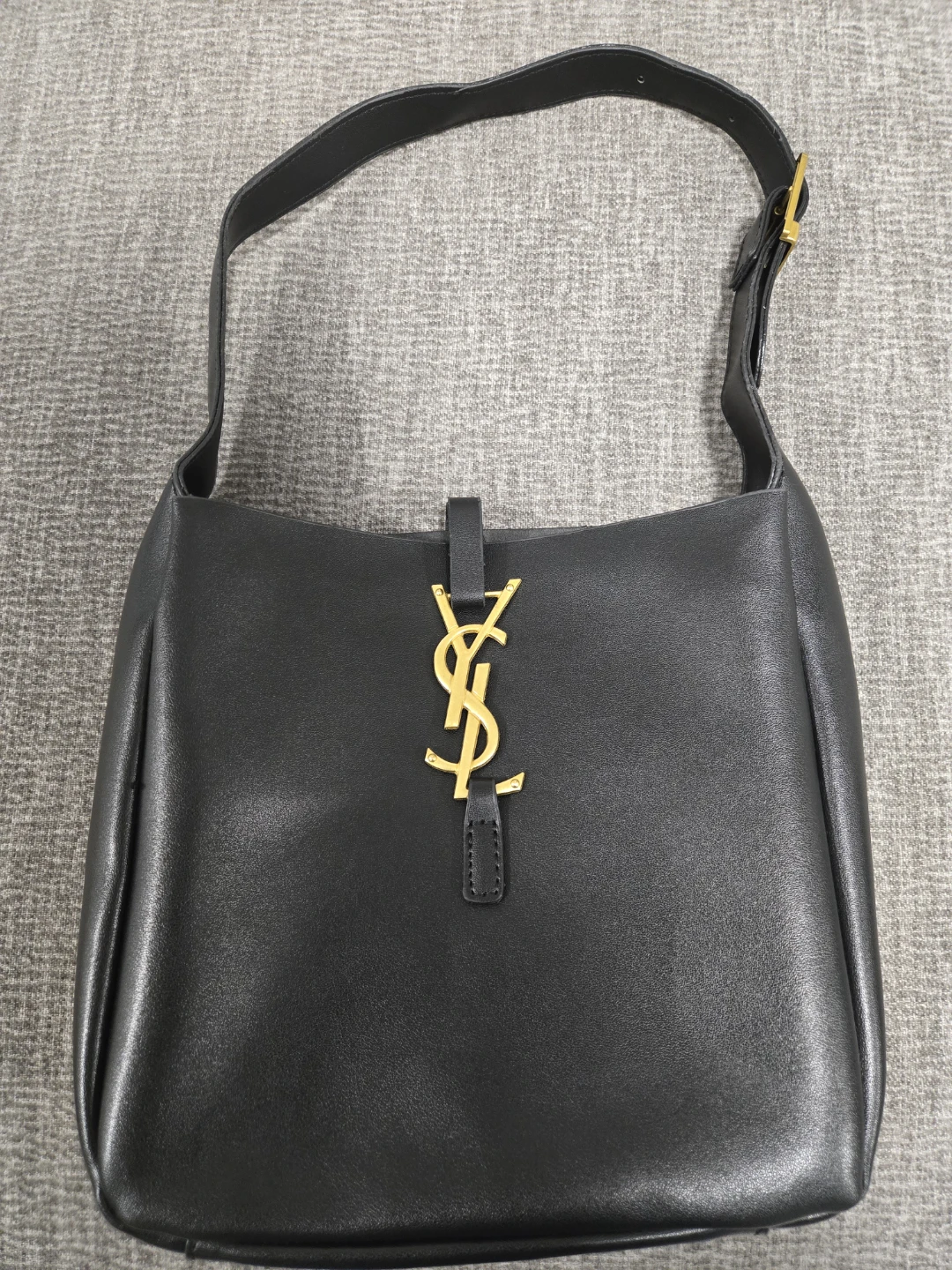 Saint Laurent Black Leather Shoulder Bag