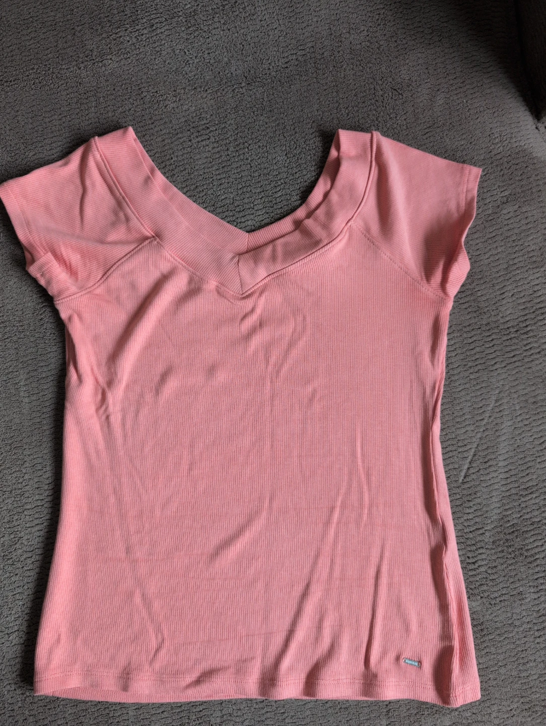 Guess Pink Ribbed V-Neck T-Shirt