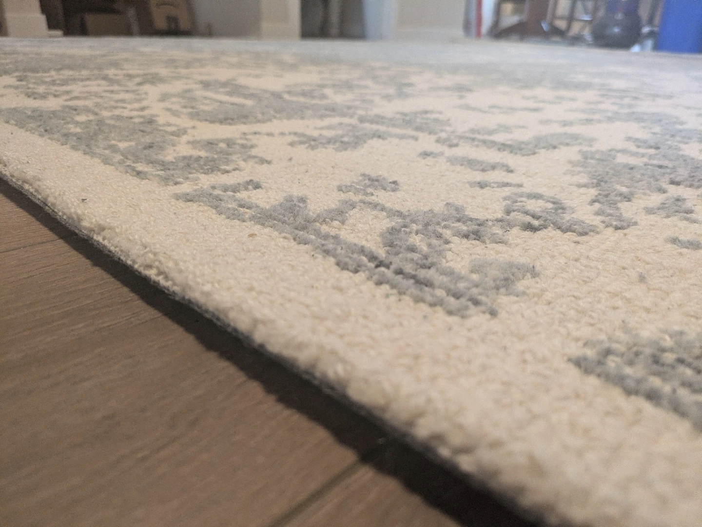 Wool Area Rug with Vintage Pattern - photo 2