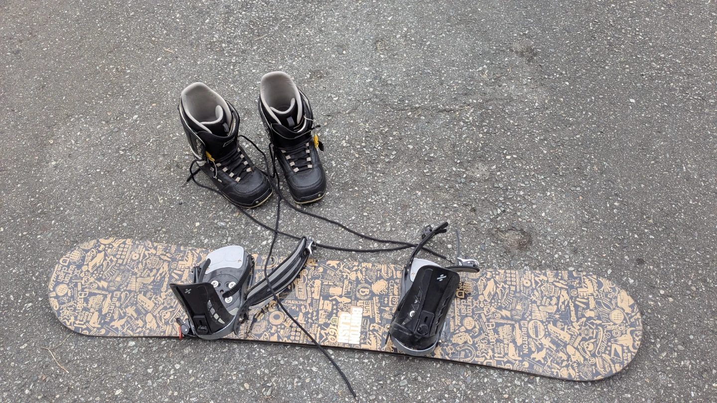 Burton Snowboard, Boots and Bindings