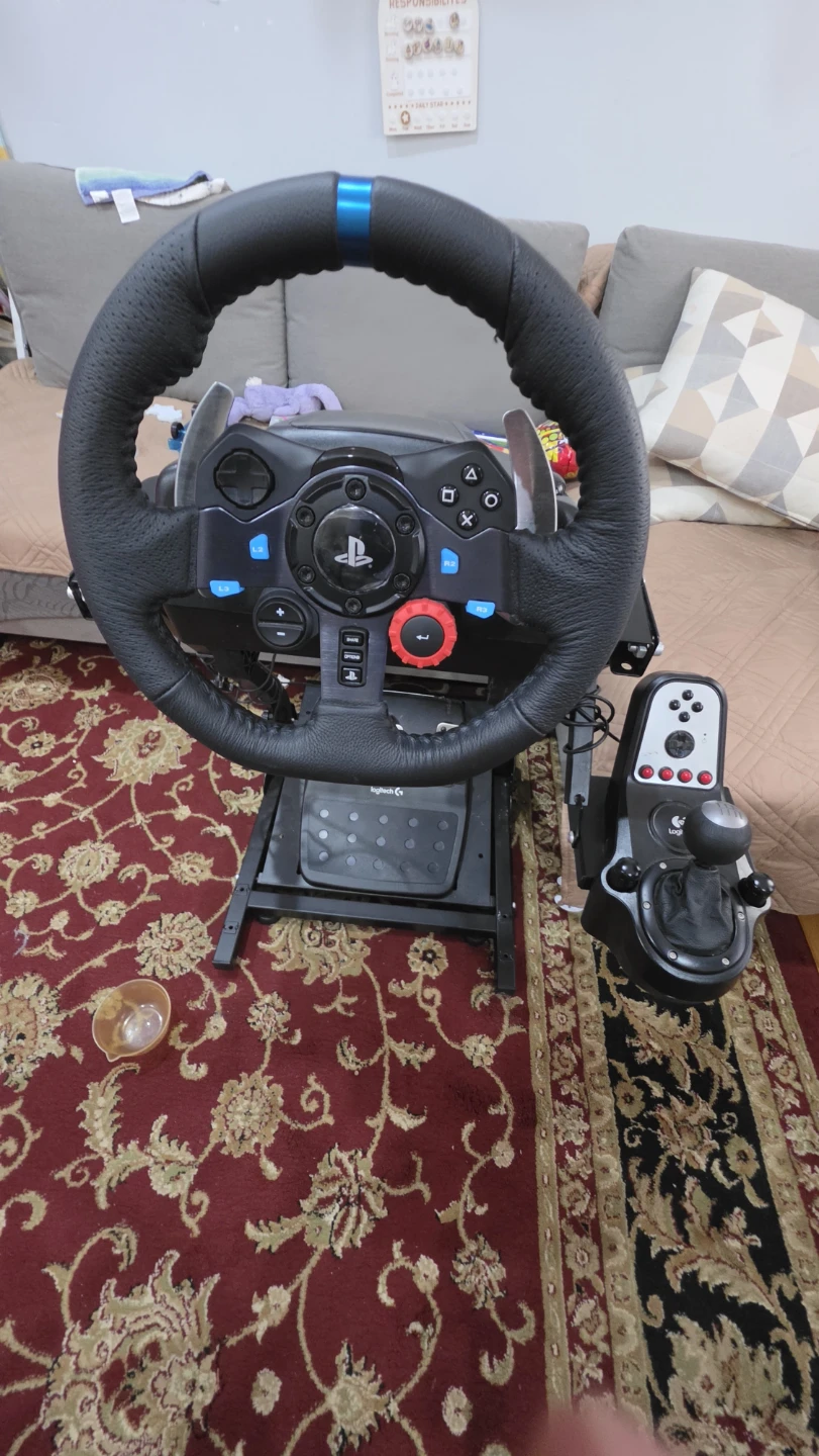 Logitech G29 Racing Wheel and Pedals with Shifter