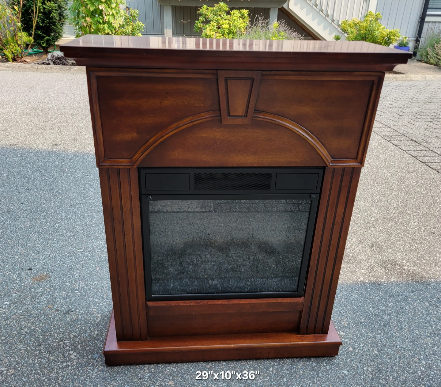 Twin-Star Electric Fireplace Heater w/ Wood Mantel Cabinet. - photo 3