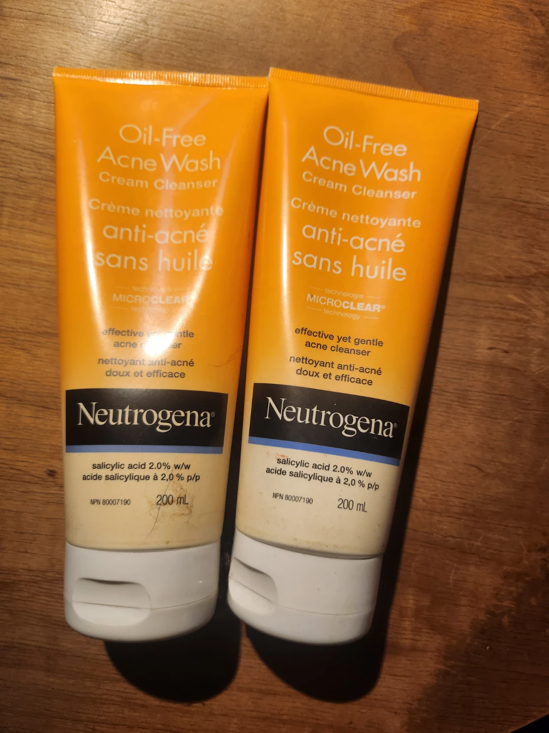 Neutrogena Oil-Free Acne Wash Cream Cleanser Set
