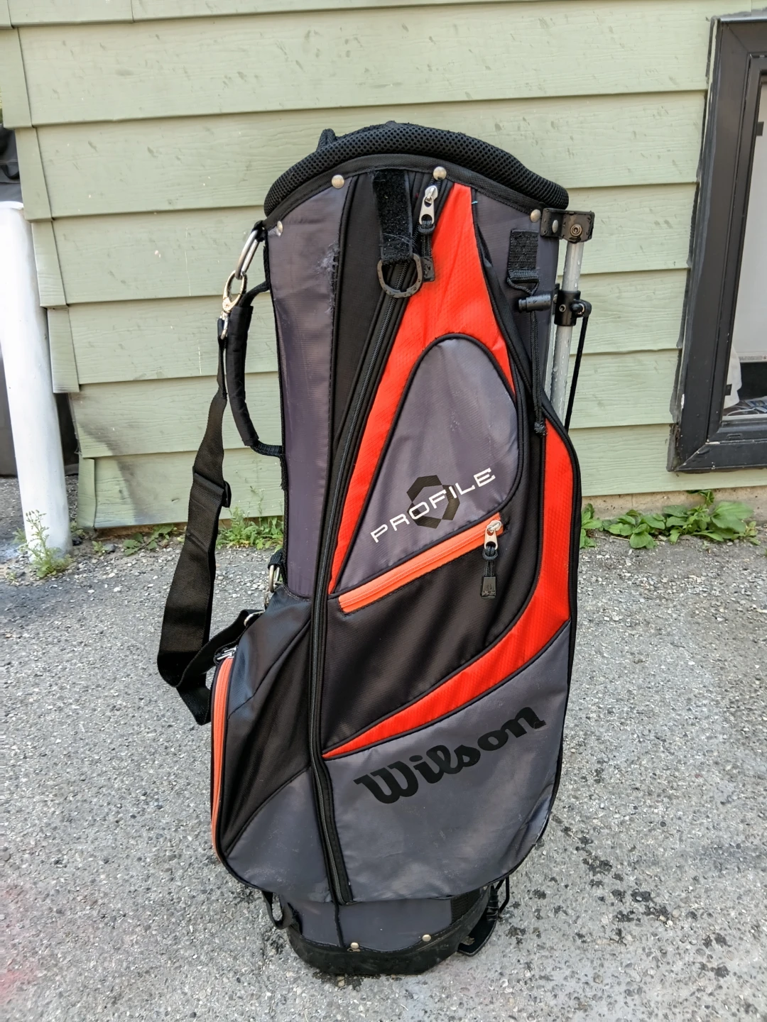 Wilson Profile Golf Bag With Kickstand
