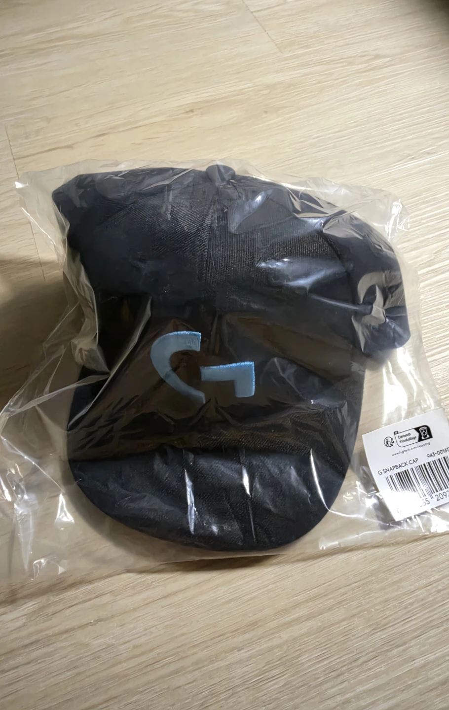 Logitech G Snapback Cap