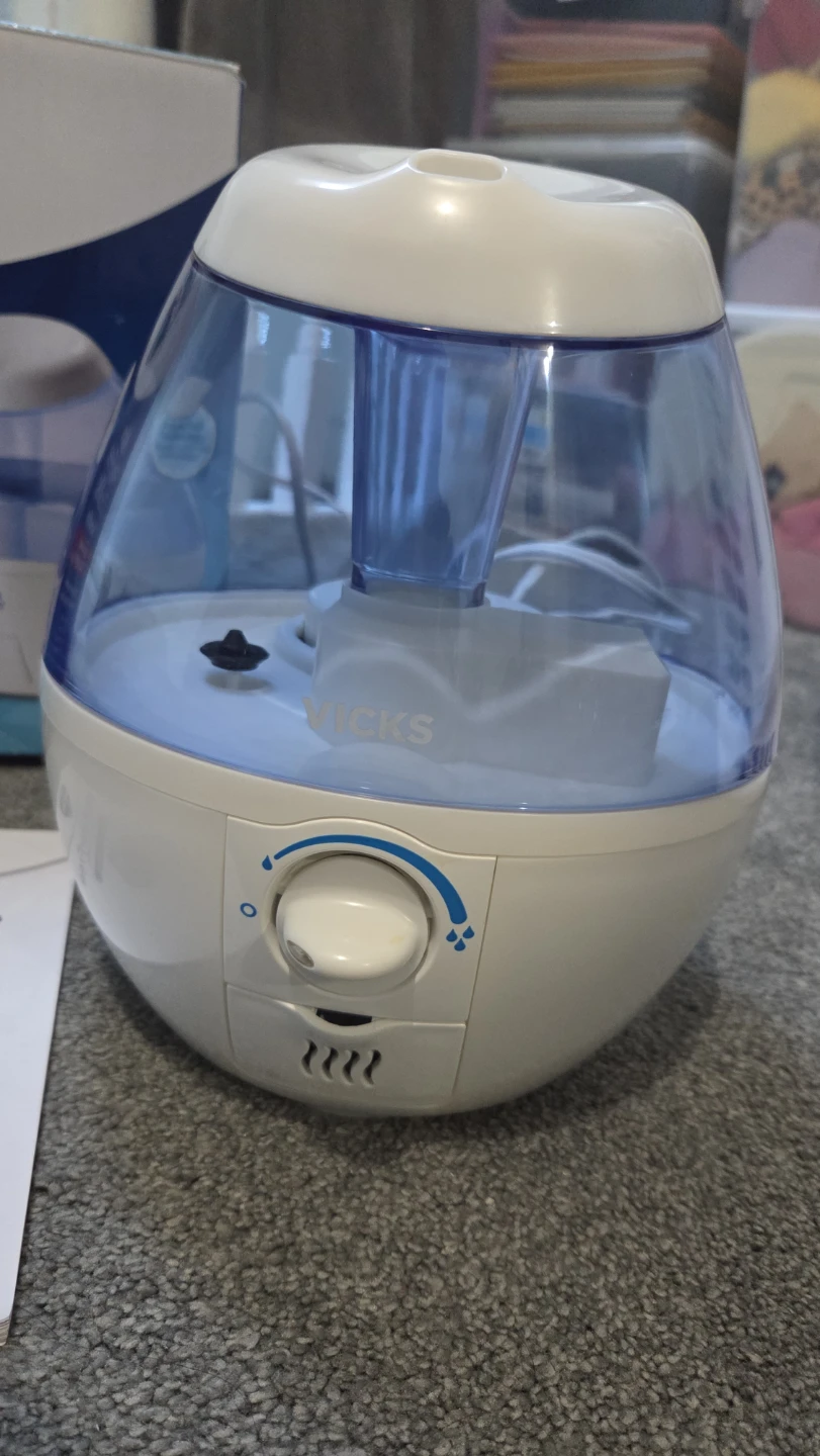 Vicks Mini FilterFree CoolMist Humidifier VUL520 - photo 2
