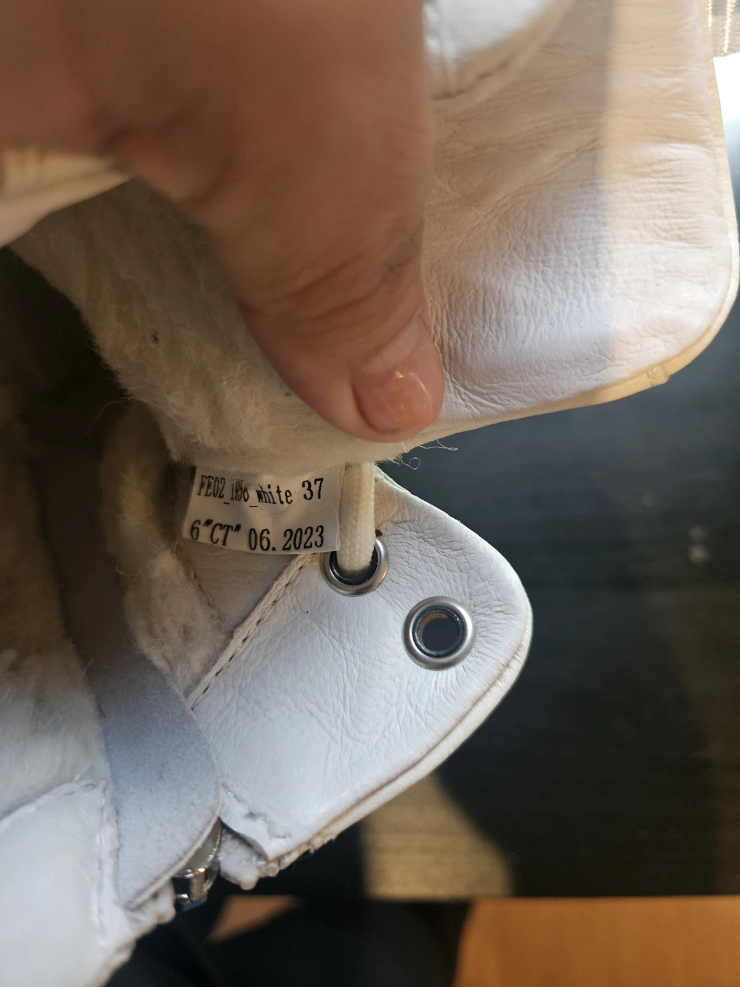 NIOTA LINE Cream Leather Lace-Up Fashion Sneakers - photo 3