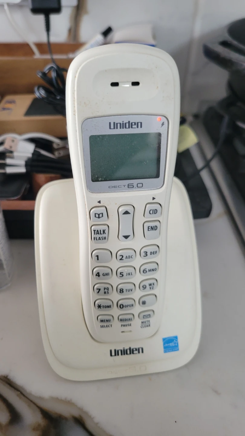 Uniden DECT 6.0 Cordless Phone - photo 3