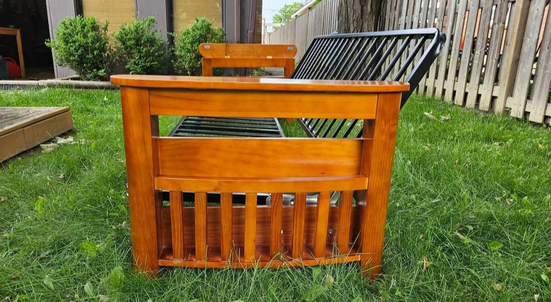 FUTON W/ BLK THICK MATTRESS - photo 4