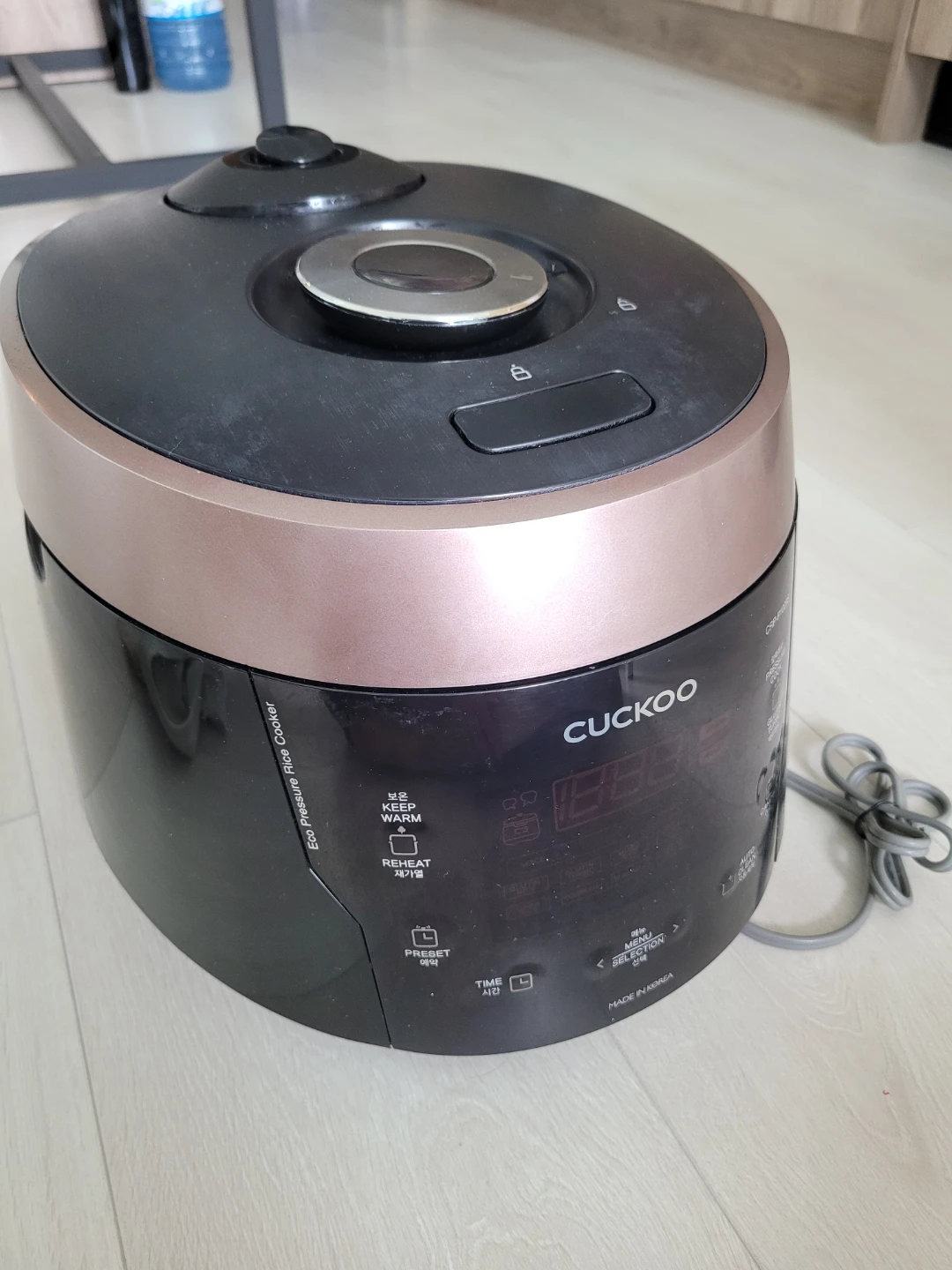 Cuckoo CRP-P1009RS Rice Cooker - photo 3
