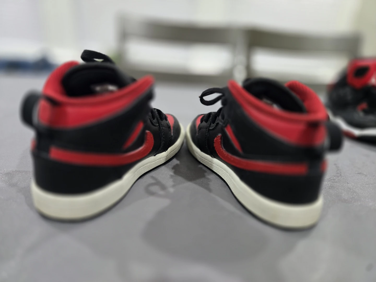 Air Jordan 1 Mid Toddler Shoes - photo 3
