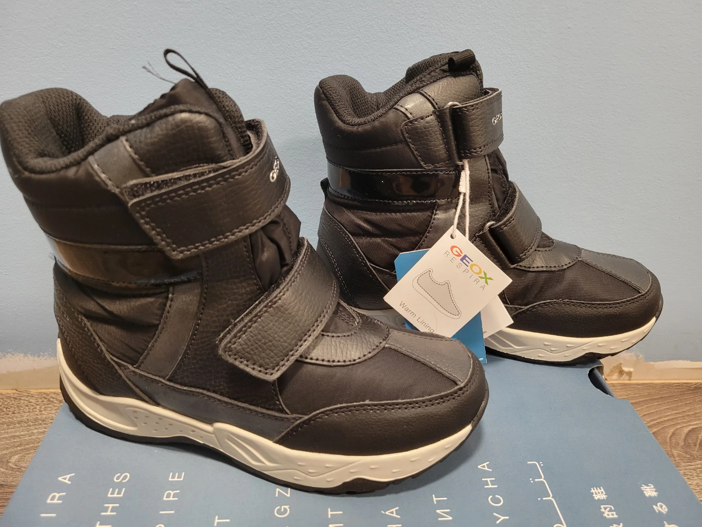 NEW Geox Kids Boots - Size 1